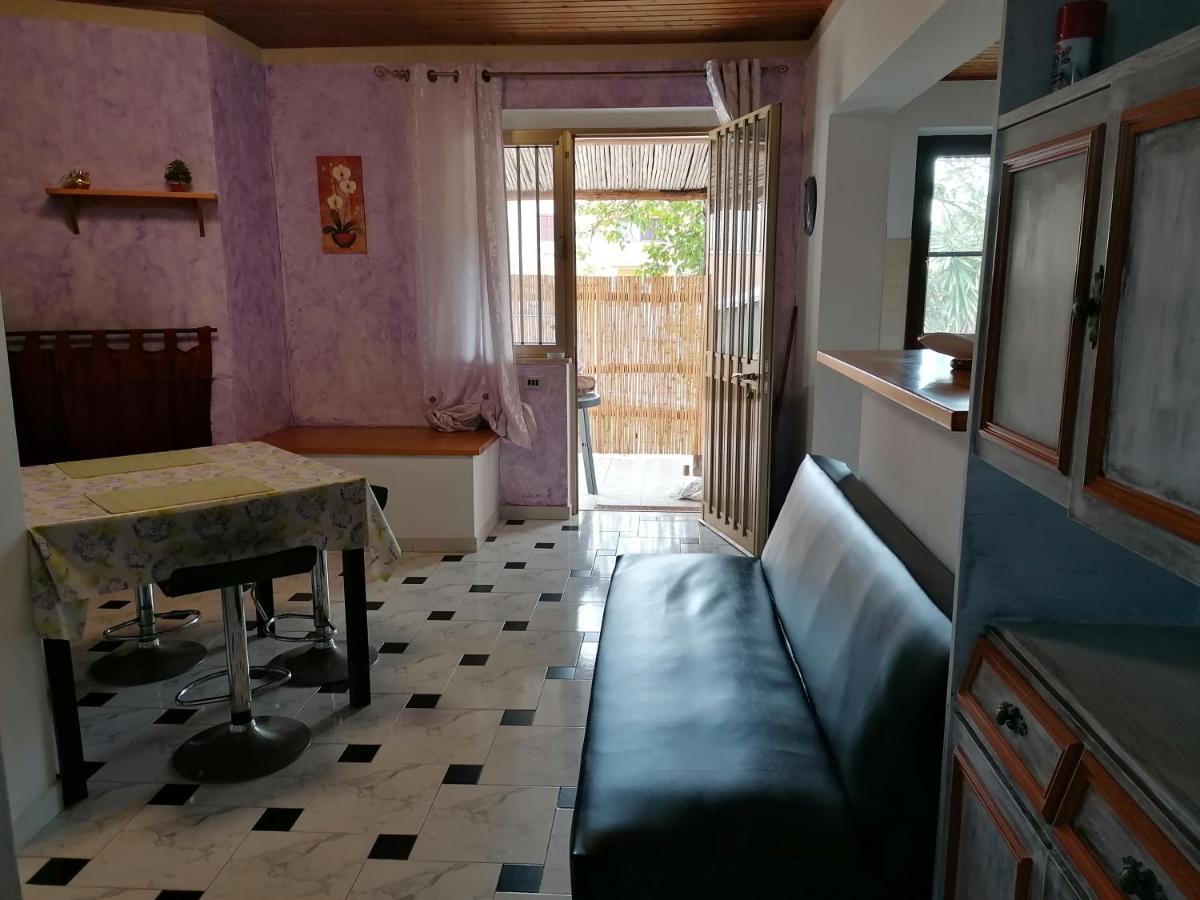 Appartement Casa Carlo à Chia Extérieur photo